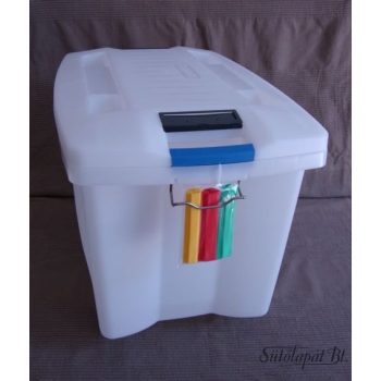   MŰA. LÁDA  erősített, gurulós, fedeles  70 L., 655x435x455 mm