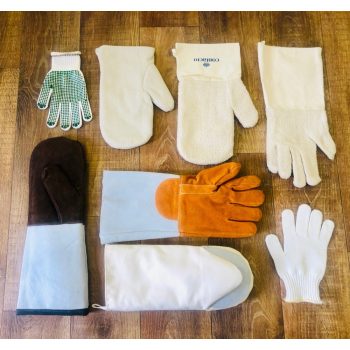 Kesztyű, munkaruha