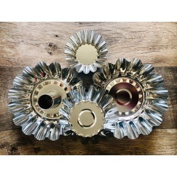 Ónozott vas virág alakú kuglófforma